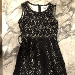 3 Outfit Set; Cute Kids Size 8/12 Monochrome Theme